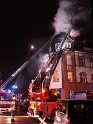 Feuer 3 Dachstuhlbrand Koeln Muelheim Gluecksburgstr P130